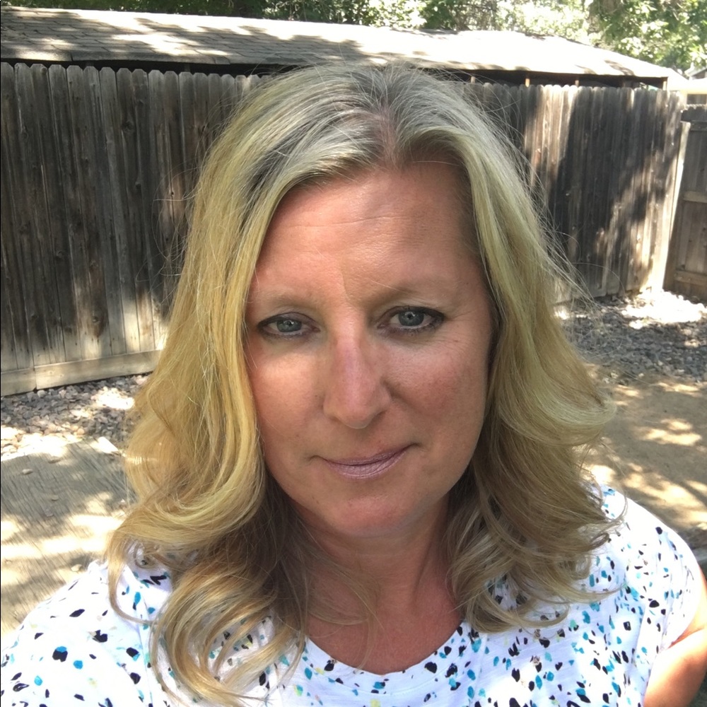 Meet your Posher, Melisa